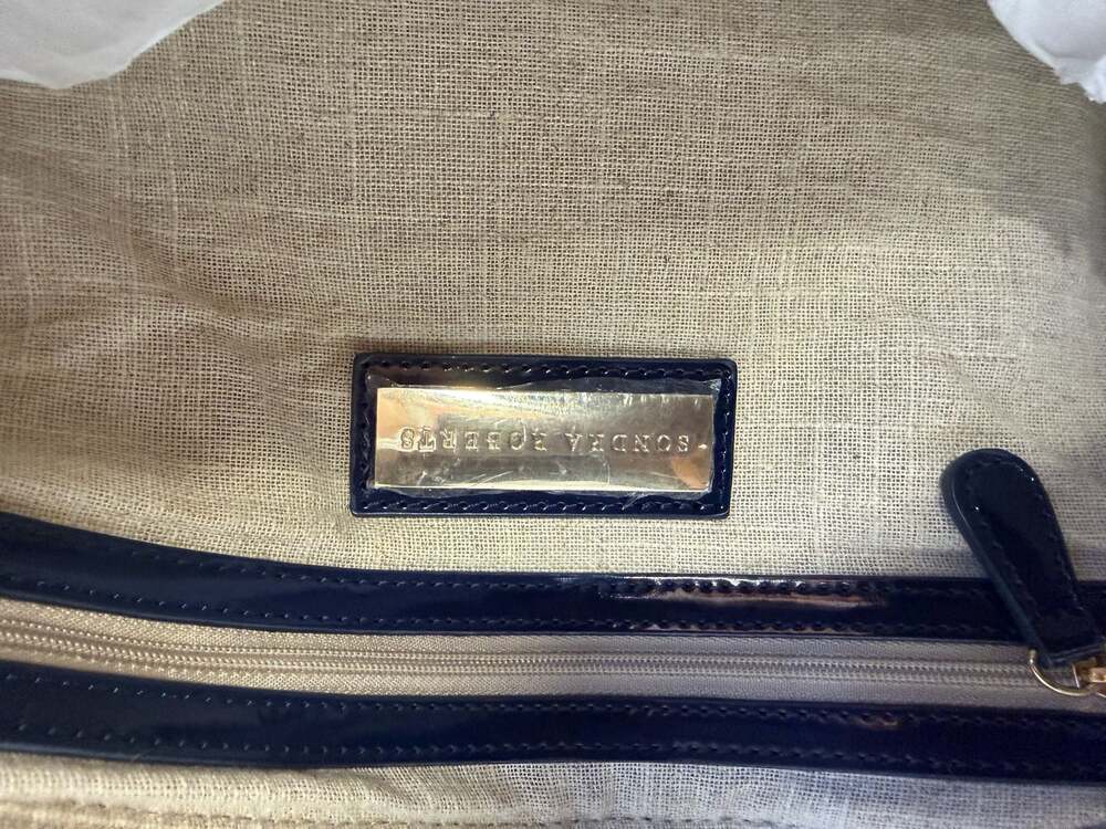 Sondra Roberts Navy Patent Leather Laser Cut Out Tote Bag with Burlap Lining - Picture 6 of 6